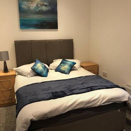 Lovely 4-Bed House In Anfield All En-Suite Λίβερπουλ Εξωτερικό φωτογραφία