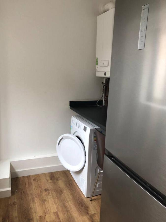 Lovely 4-Bed House In Anfield All En-Suite Λίβερπουλ Εξωτερικό φωτογραφία