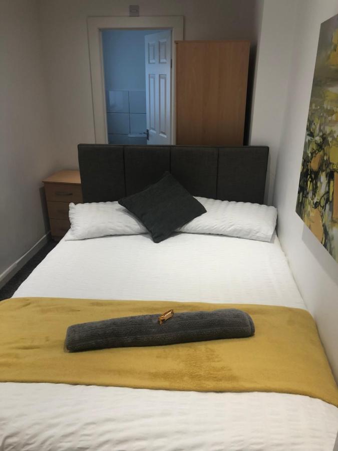 Lovely 4-Bed House In Anfield All En-Suite Λίβερπουλ Εξωτερικό φωτογραφία